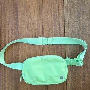LULULEMON BELT BAG